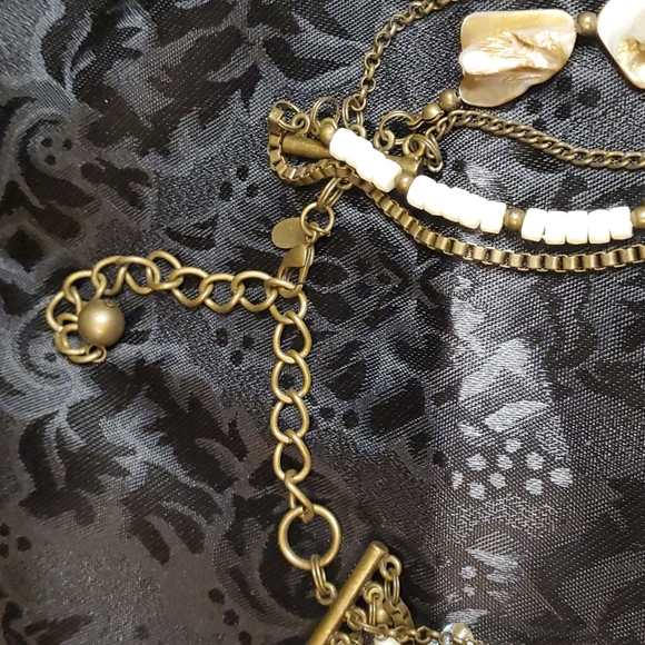 Cookie Lee. Shell necklace - Picture 3 of 4